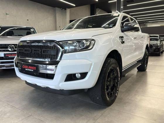FORD RANGER 3.2 LIMITED 4X4 CD 20V DIESEL 4P AUTOMÁTICO